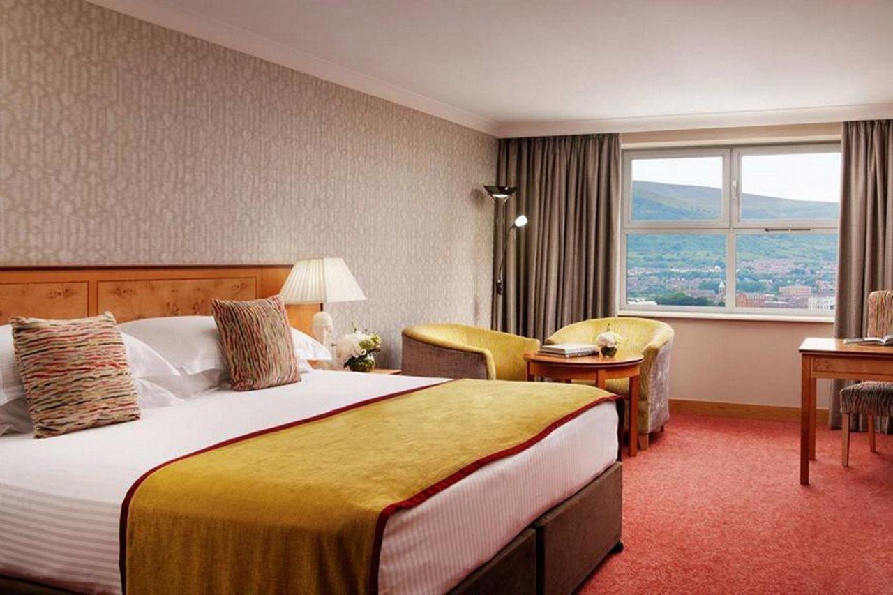 Europa Hotel Belfast Exteriér fotografie